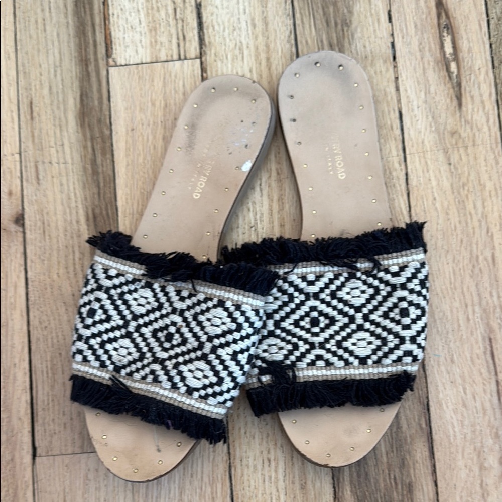 Soludos Women's Black and White Slide Sandals
